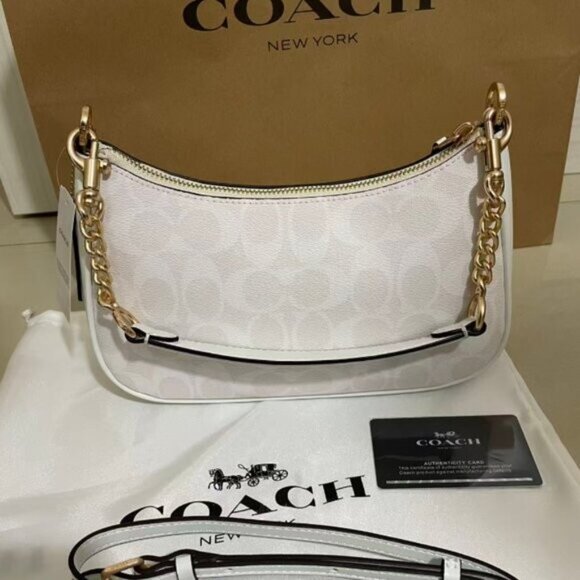 Coach Teri Shoulder Bag In Signature Canvas - Picture 10 of 11